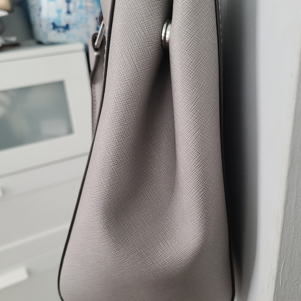 Michael Kors Sutton Saffiano Leather Satchel Grey Large - Picture 4 of 12